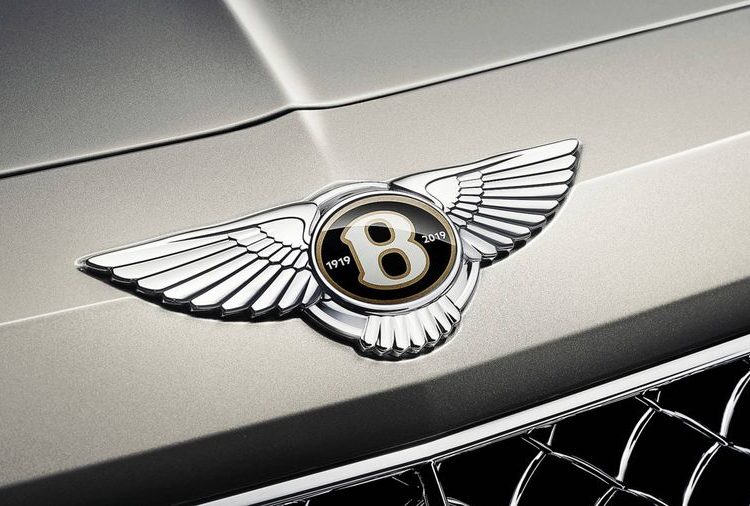 Các phiên bản 2019 được Bentley thiết kế đặc biệt với logo thế kỷ “1919-2019”