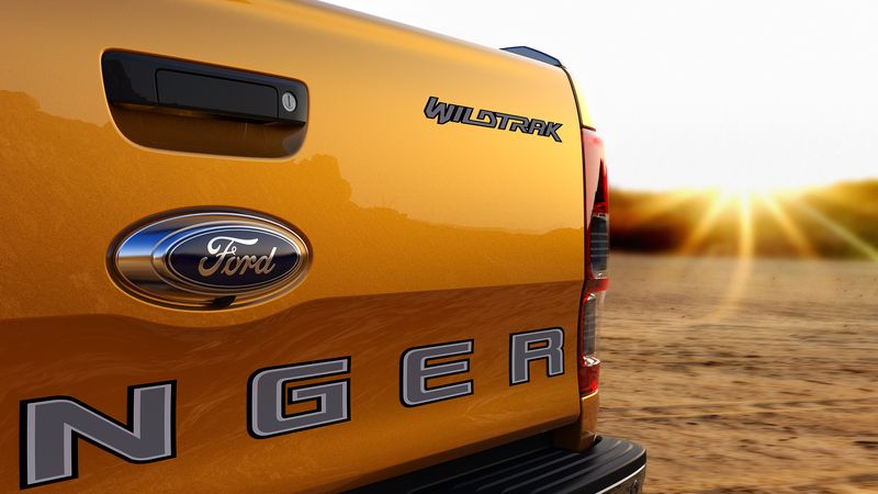 Ford Ranger mới chính thức mở bán tại Việt Nam, giá từ 630 triệu VNĐ