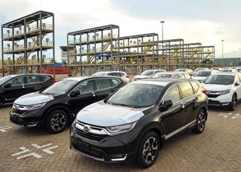 Hơn 11.000 ôtô nhập khẩu về Việt Nam trong tháng 9