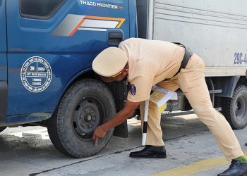 xe-vi-pham-ve-an-toan-ky-thuat-va-bao-ve-moi-truong