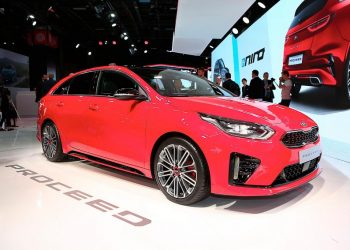 Kia-ProCeed-2019-ban-thuong-mai-8