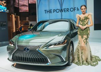 Lexus-ES-2019-the-he-hoan-toan-moi-VMS-2018