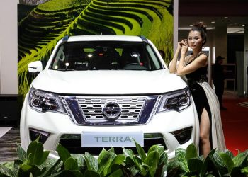 Nissan-Terra-moi-tai-Viet-Nam-Tin-251018