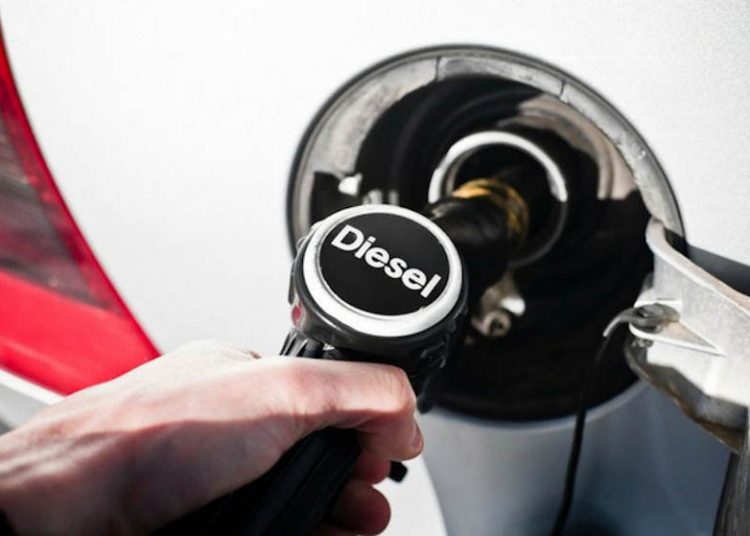 Suzuki-va-Mitsubishi-dung-ban-xe-dong-co-diesel-3