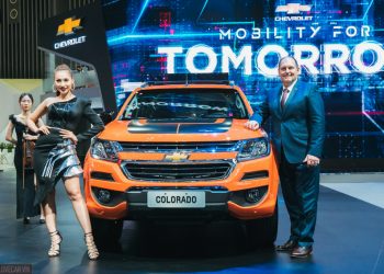 Chevrolet-Colorado-Storm-va-Trailblazer-Perfect-Black