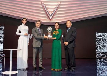 VinFast vinh dự đoạt giải thưởng “Ngôi sao mới” tại Paris Motor Show 2018