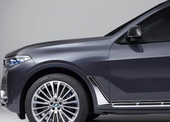 BMW X7 chưa hết nóng, SUV Coupé hạng sang BMW X8 lấp ló xuất hiện