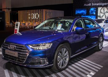 Cận cảnh Audi A8 L 3.0 TFSI 2018 tại Singapore, giá tương đương 7,4 tỉ đồng