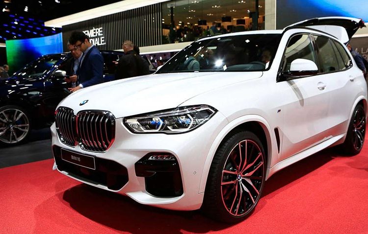 can-canh-BMW-X5-2019-G05-tai-Paris-Motor-Show-2018-1