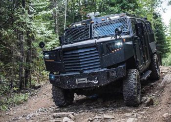 thach-thuc-moi-dia-hinh-voi-Inkas-Superior-APC-AMEV