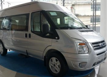 trieu-hoi-xe-Ford-Transit-loi-o-he-thong-cam-bien-truc-khuyu