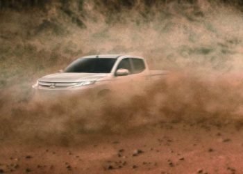 xe-ban-tai-Mitsubishi-Triton-2019