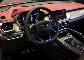 Vô-lăng xe crossover Geely Bin Yue 1