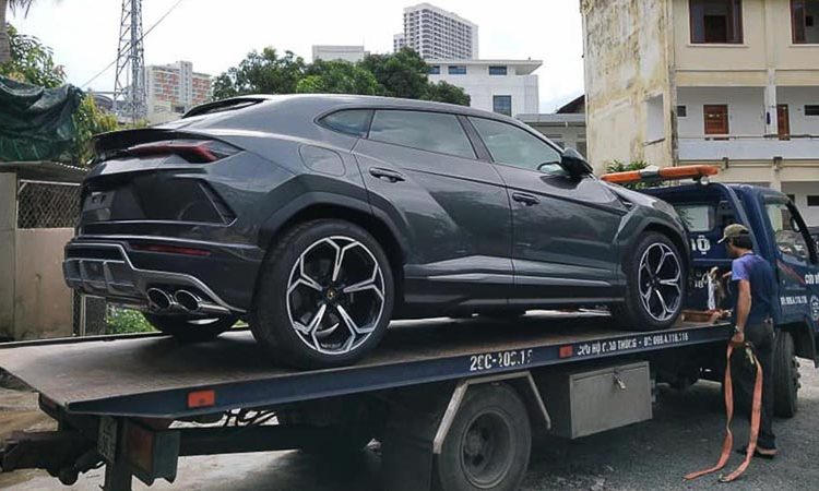 Lamborghini Urus 2