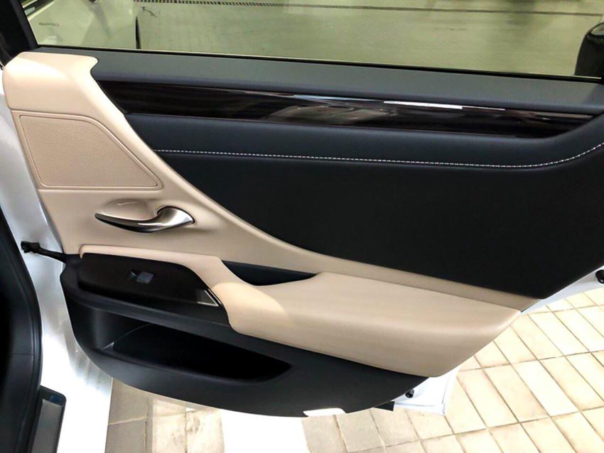 Khoang nội thất Lexus ES 2019 phiên bản ES250 7