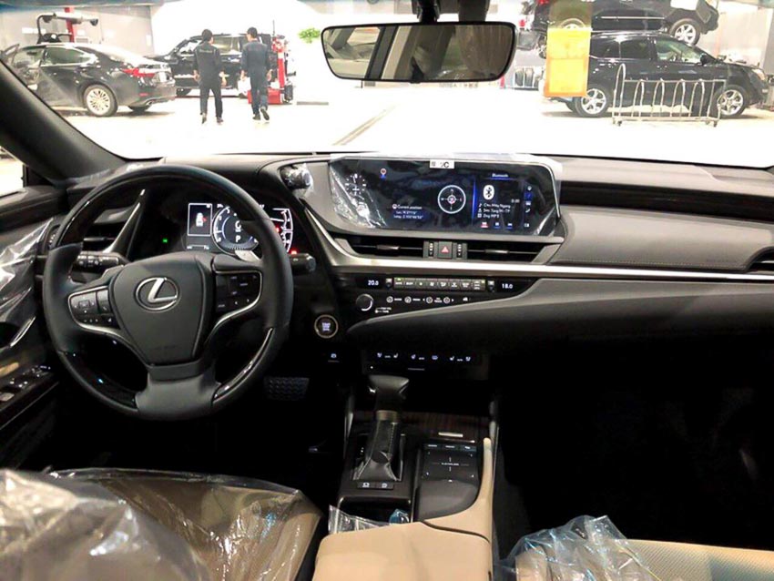 Khoang nội thất Lexus ES 2019 phiên bản ES250 1