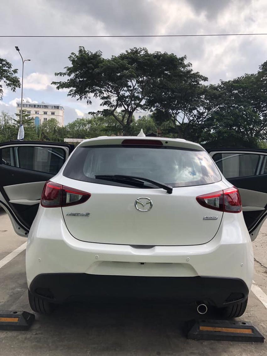 Ngoại thất xe Mazda2 2018 nhập khẩu Thái Lan 4