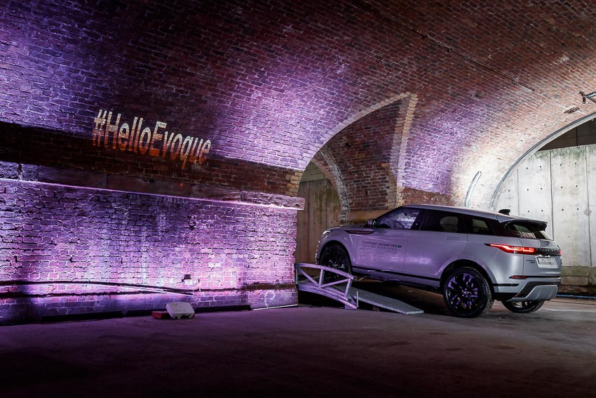 Range Rover Evoque 2020 thế hệ mới chính thức vén màn 15