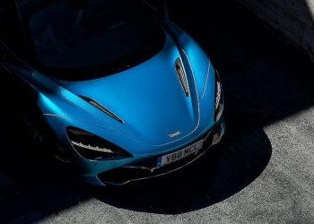 Siêu xe mui trần McLaren 720S Spider 1