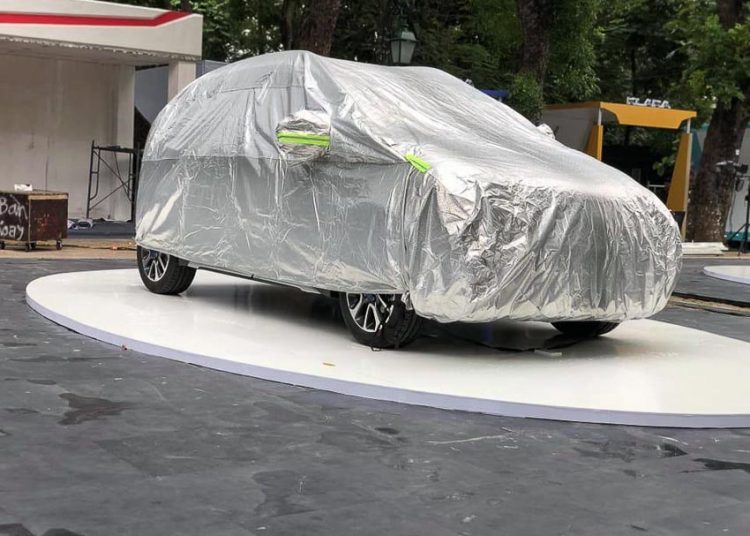 VinFast Fadil phủ màn 5