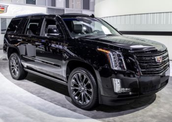 Cadillac Escalade ra mắt thêm phiên bản Sport, giá khởi điểm từ 85.000 USD