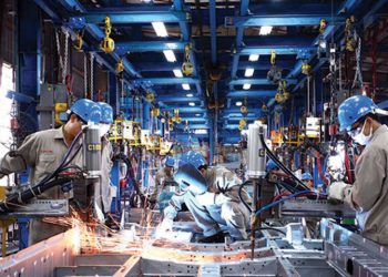 Doanh nghiệp ôtô tiếp tục kiến nghị sửa đổi luật 1