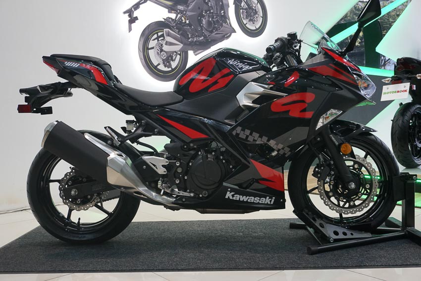 Kawasaki Ninja 400 ABS 2019 1