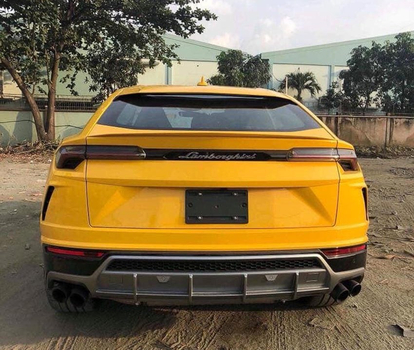 Lamborghini Urus 6