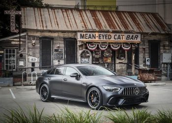 Mercedes-Benz AMG GT 4 cửa 1