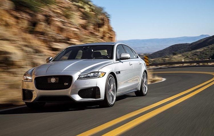 Jaguar XF 2019 1
