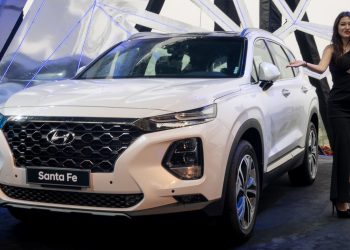 Hyundai SantaFe 2019 ra mắt thị trường với 6 phiên bản chốt giá từ 995 triệu đến 1,245 tỉ đồng