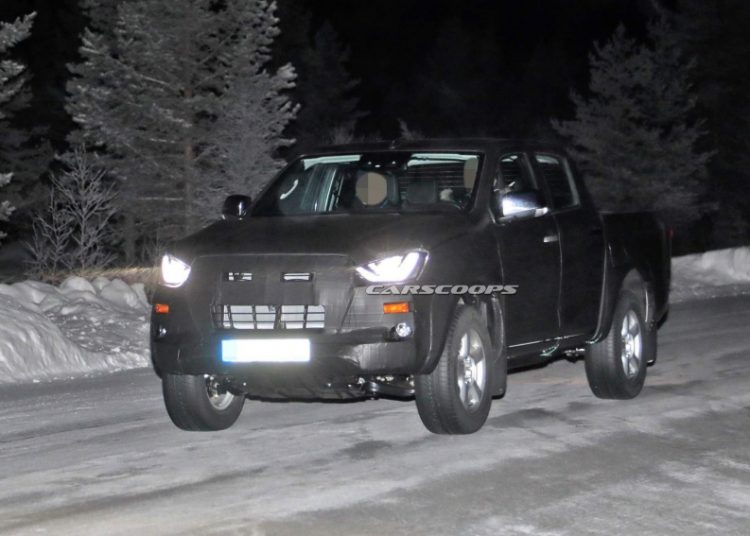 Isuzu D-Max hoàn toàn mới lộ diện trên đường chạy thử