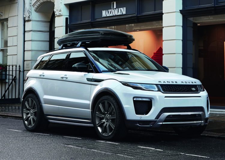 Đón tết, mẫu xe sang Range Rover Evoque giảm 200 triệu đồng