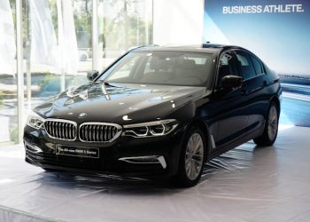 BMW 5-Series thế hệ 7