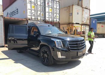 Cadillac Escalade bản độ Lexani 1