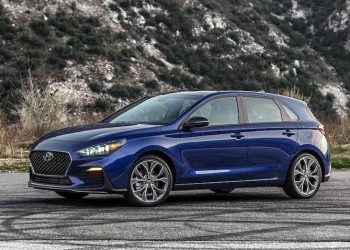 Hyundai Elantra GT N Line 1