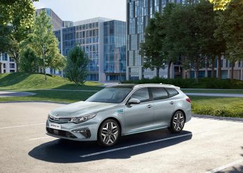Kia Optima Sportswagon Hybrid 2019 1