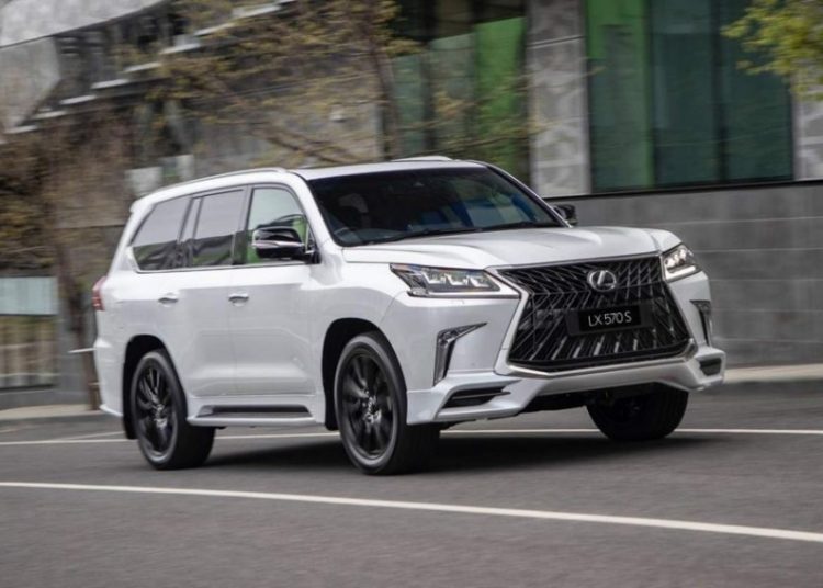 Thờ ơ LX570, Lexus hụt hơi bắt nhịp thị trường ôtô thế giới