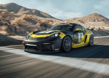 Porsche 718 Cayman GT4 Clubsport 11