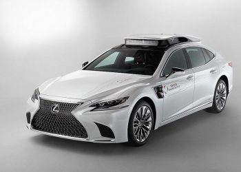 Toyota thử nghiệm tài xế ảo tự lái trên xế sang Lexus LS 500h 11