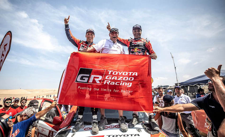 Toyota Hilux lần đầu tiên lên ngôi vô địch Dakar Rally 2019 