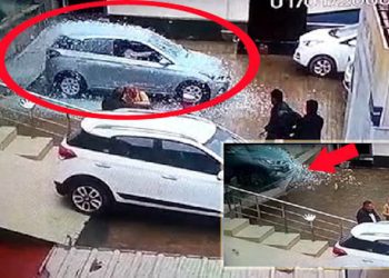 Lái thử xe ngay trong đại lý