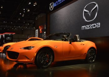 Ra mắt Mazda MX-5 phiên bản kỷ niệm 30 năm tại Chicago Auto Show 2019