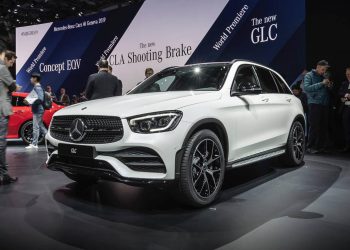 GMS2019 | Mercedes-Benz GLC 2020 facelift, động cơ mới và nhiều công nghệ an toàn
