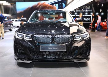 GMS2019 | BMW M340i xDrive 2020 phiên bản 3-Series hàng đầu hiệu suất cao