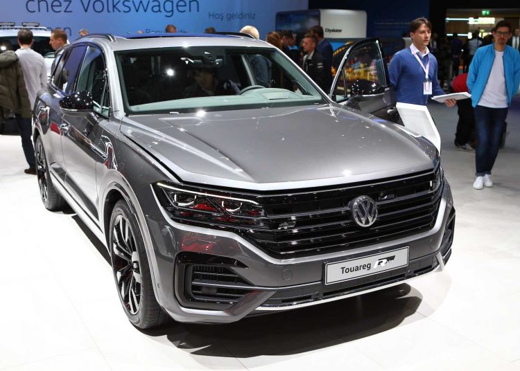 VolkswagenTouareg V8 TDI mới, máy dầu V8 có mô-men xoắn lên tới 900Nm - 01