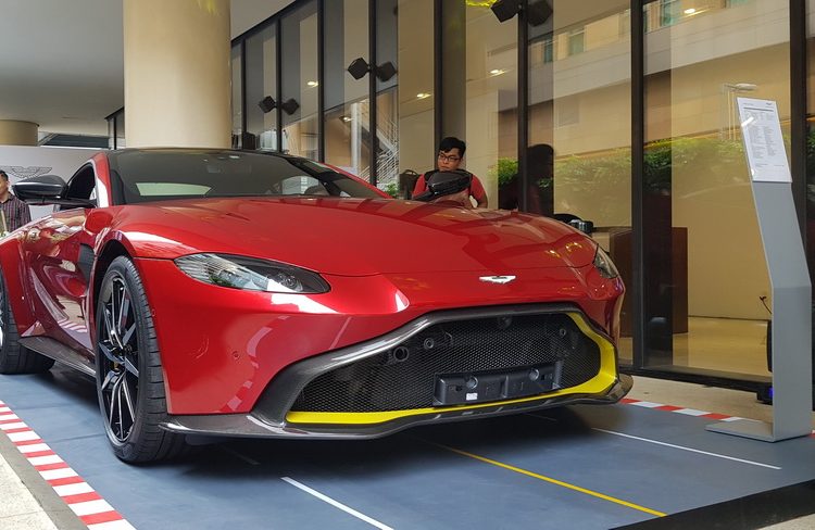 Aston Martin chính thức khai trương showroom tại Việt Nam
