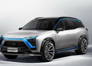 RevoZport “biến hóa” xe SUV điện NIO ES8 giống phiên bản của BMW