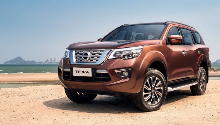 Nissan điều chỉnh giá bán mẫu xe Terra phiên bản S và E