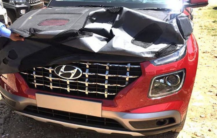Hyundai Venue lộ diện hình ảnh - 01